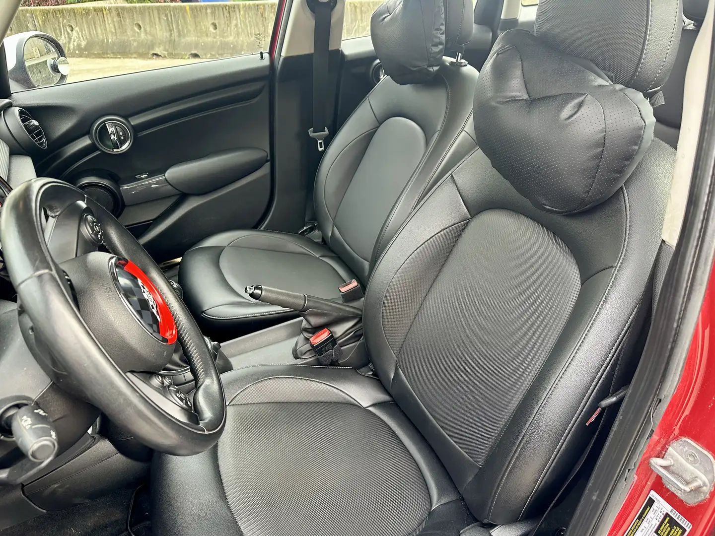 
								2016 MINI Cooper full									