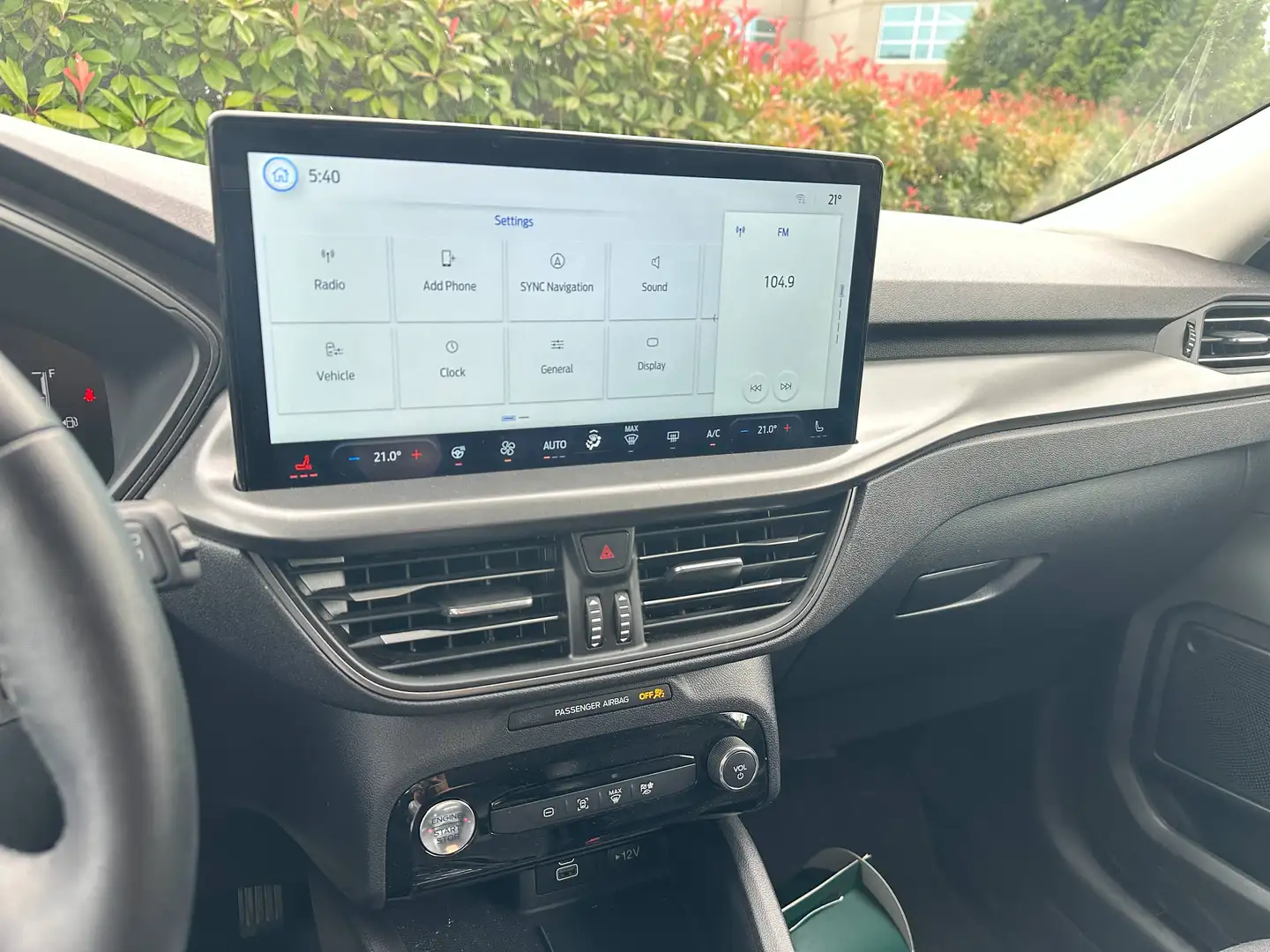 
								2025 Ford Escape PHEV full									