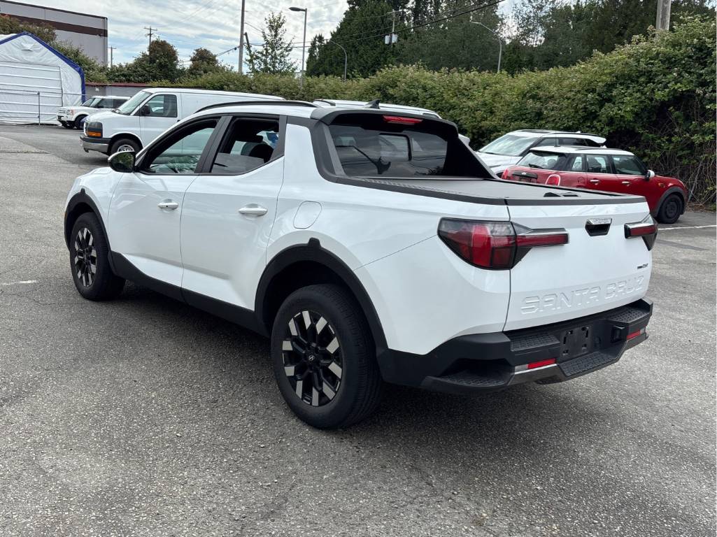 
								2025 Hyundai Santa Cruz Preferred AWD full									